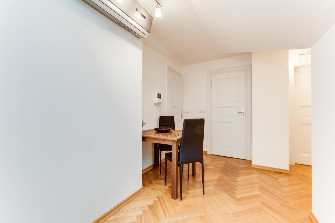Jt'S Apartments Bilkova Str. Praga Esterno foto