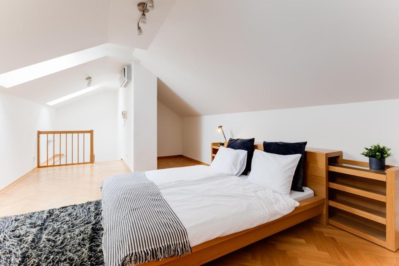 Jt'S Apartments Bilkova Str. Praga Esterno foto