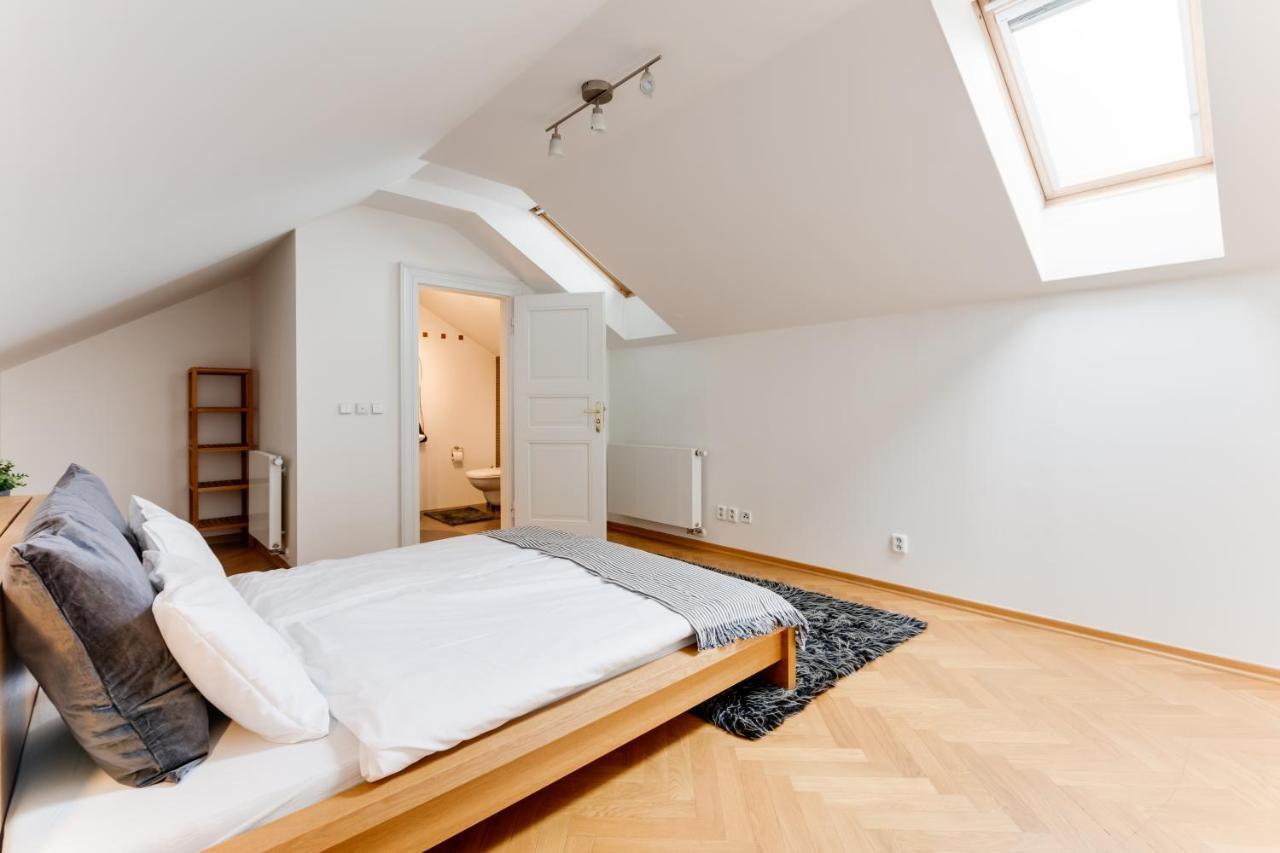Jt'S Apartments Bilkova Str. Praga Esterno foto