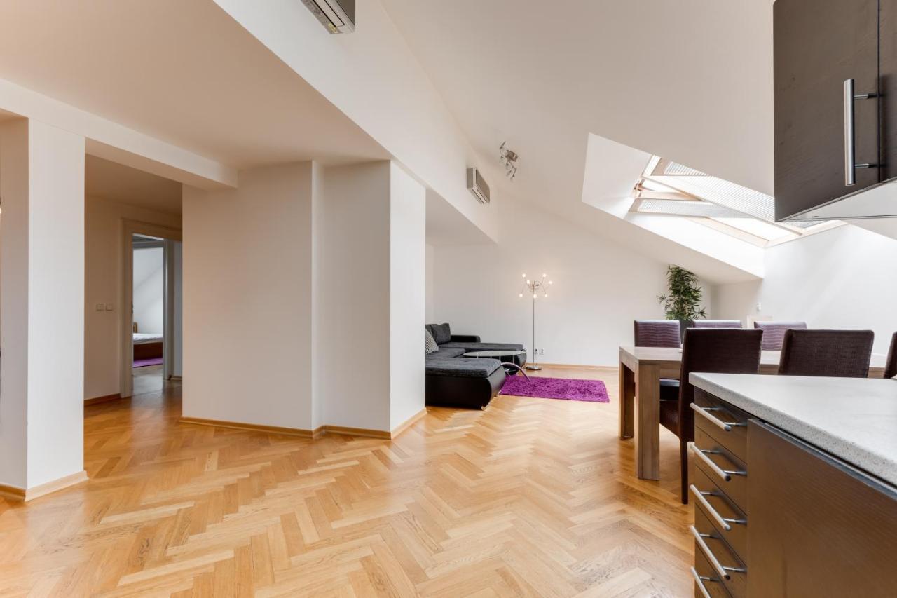 Jt'S Apartments Bilkova Str. Praga Esterno foto